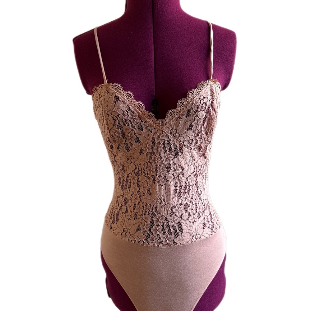 Lace Bodysuit Camisole in Blush Pink - Size M NWOT